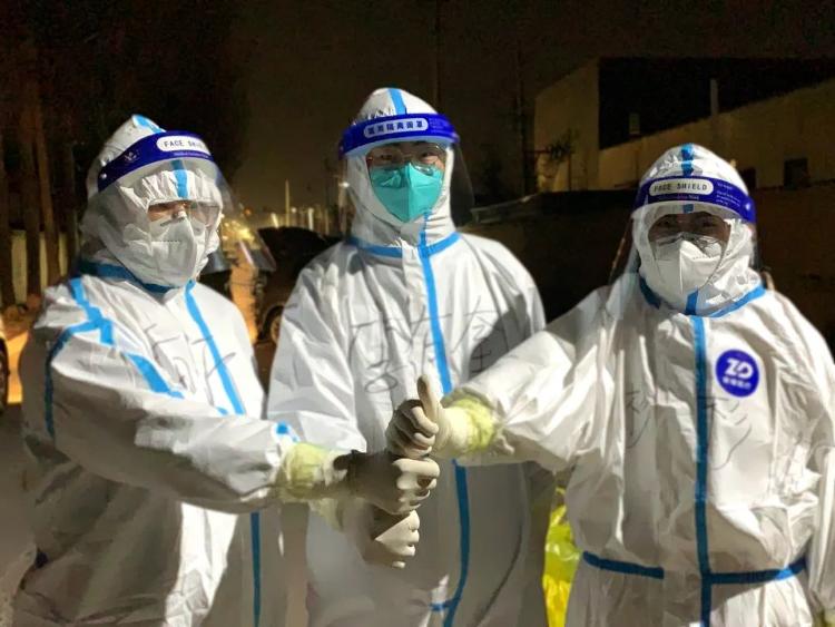 鐤幓鏄ユ潵鎰熻阿鏈変綘,骞惰偐鎴樼柅鎰熻阿鏈変綘