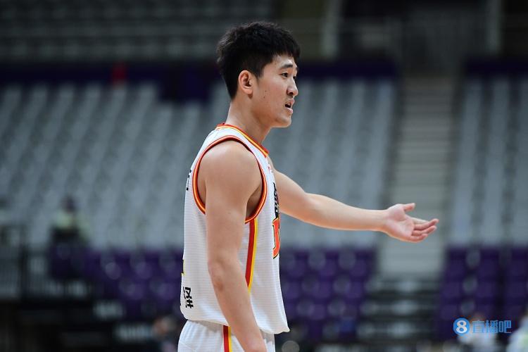 中国男篮落选人员,中国男篮球员最新18人名单