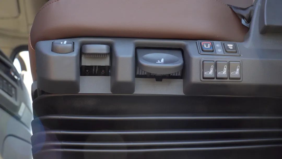 东风康明斯z13发动机480马力,东风康明斯z14发动机有几款