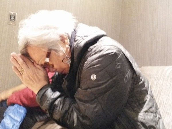 脱线4年前误信偏方「中药当水喝」肾衰竭长子早夭悲痛亲做小棺材