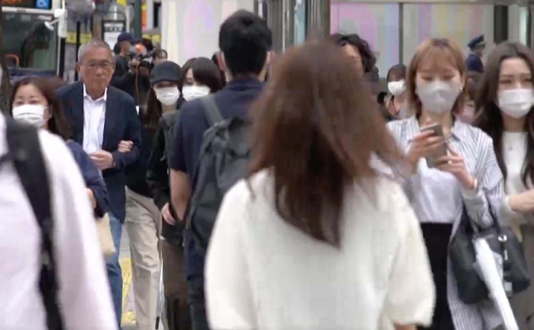 日元汇率创近24年来新低！日本首相与央行行长紧急磋商...外国人在日本大举扫货：有苹果手机便宜1300元