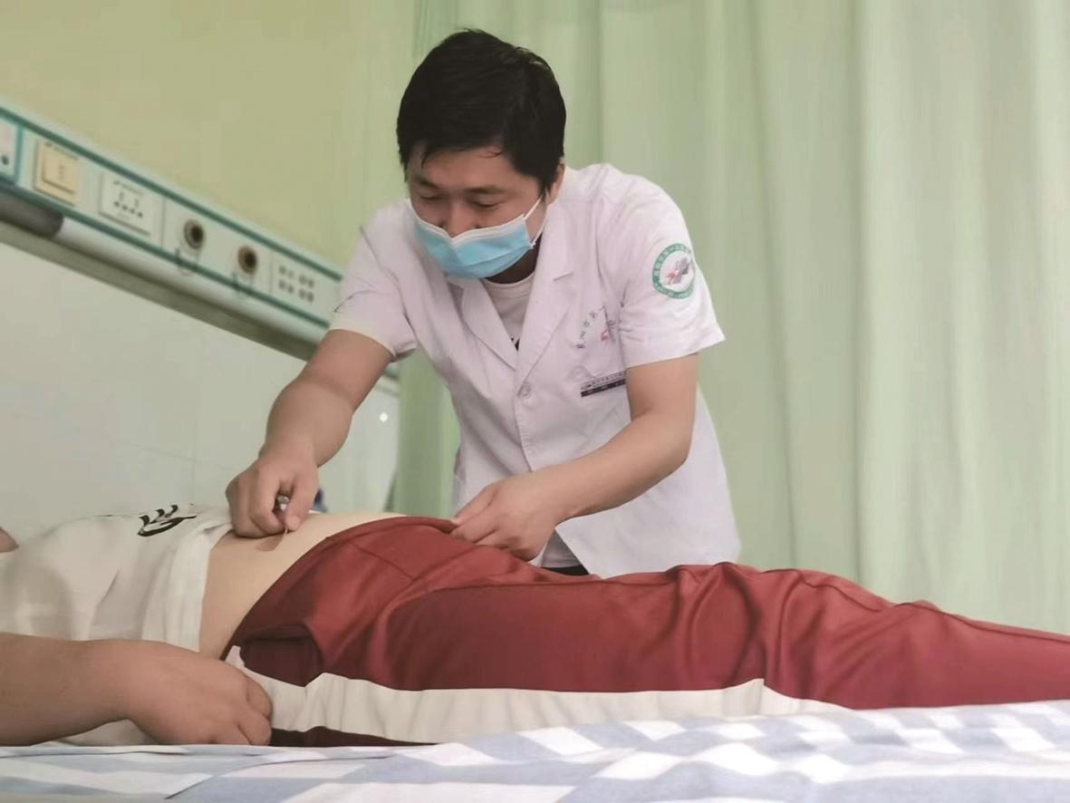 襄阳市第一人民医院刘刚：守护“生命之宫”的“超级男神”