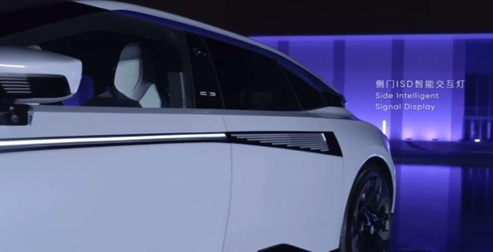 造型对开门,高合汽车机械臂