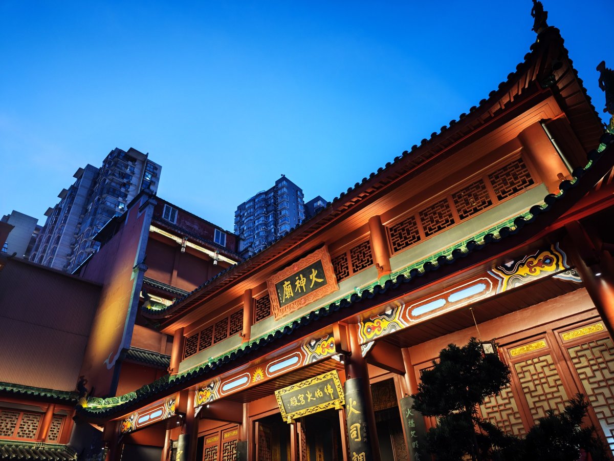 小米12sultra跟华为p50pro对比,小米12sultra和华为p50pro对比