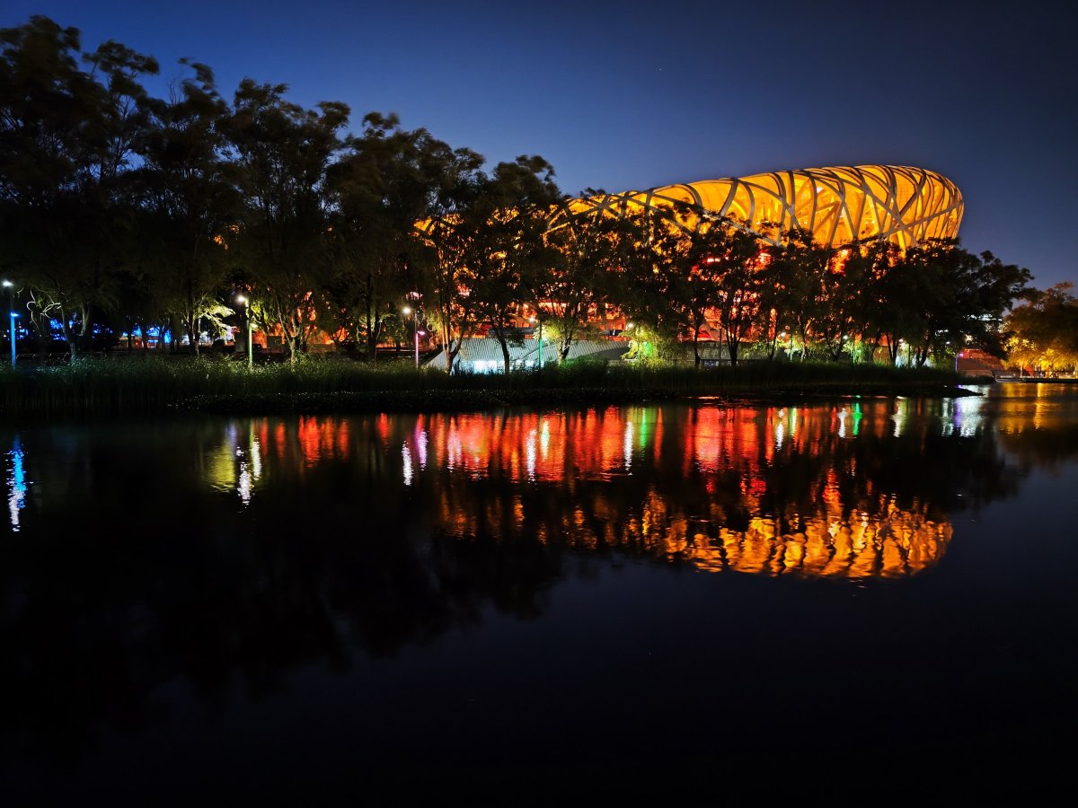 灏忕背12sultra鎷嶇収鍘绘帀灏忕背logo,灏忕背灏忕背12sultra璇勬祴