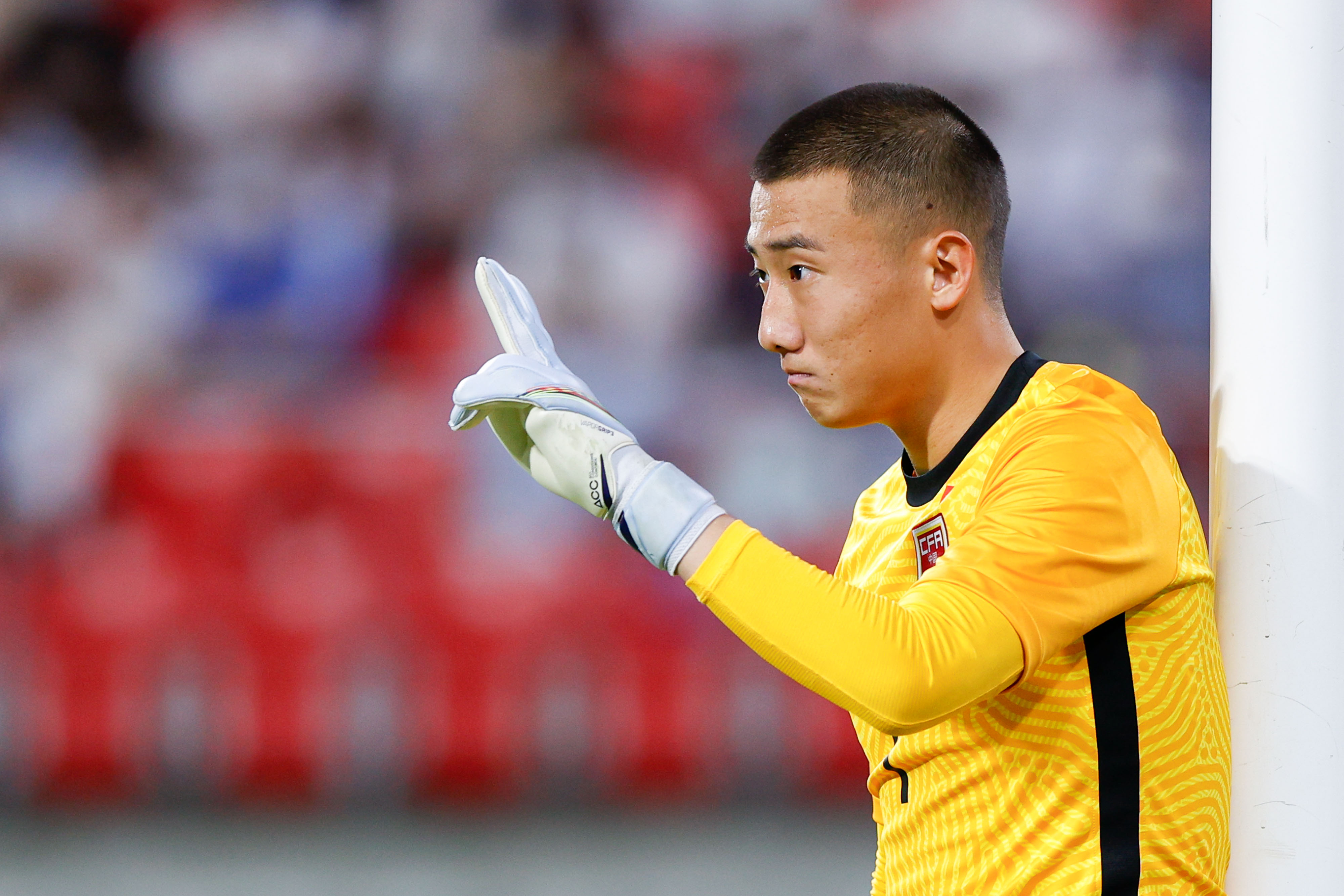 东亚杯韩佳琦扑救,韩佳奇是不是东亚杯最佳守门员