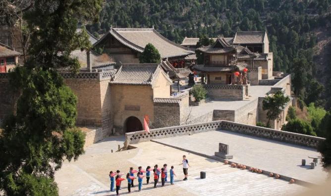 全*运民**动让生活充满活力