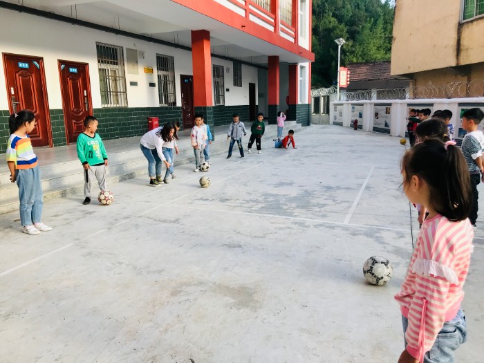 幼儿园少年宫社团活动,两河镇中心小学社团活动