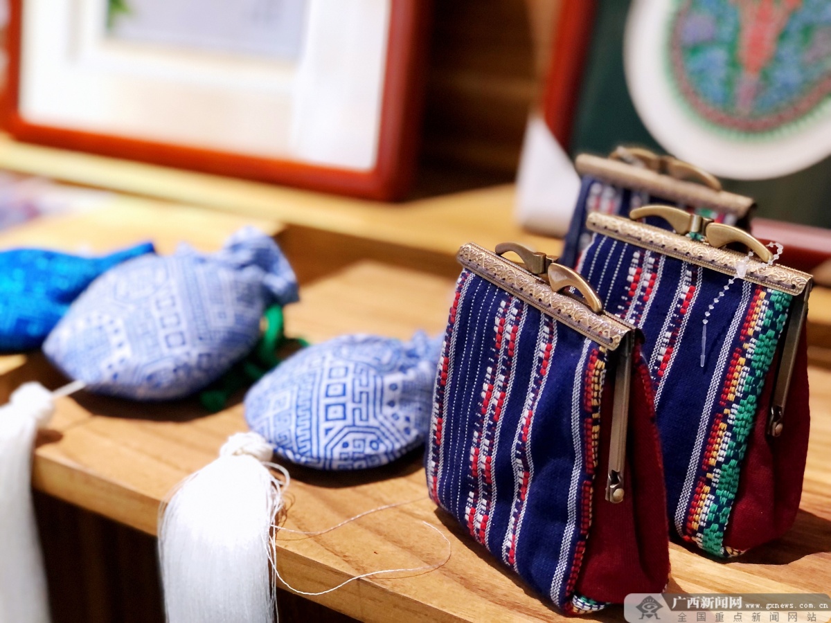 实拍中国东盟博览会,中国东盟商品