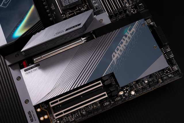 技嘉z790aorus小雕测评,技嘉z790aorusmaster评测