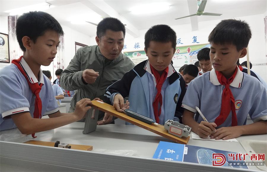 南宁马山县：推进义务教育优质均衡发展