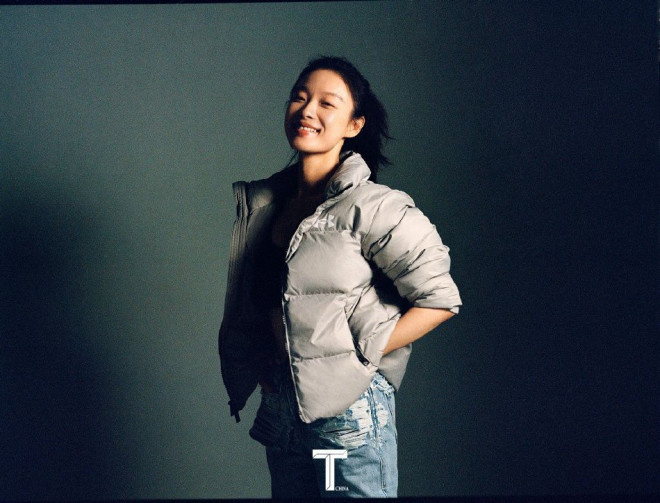 倪妮一字锁骨完整版,倪妮锁骨杀惊艳全场