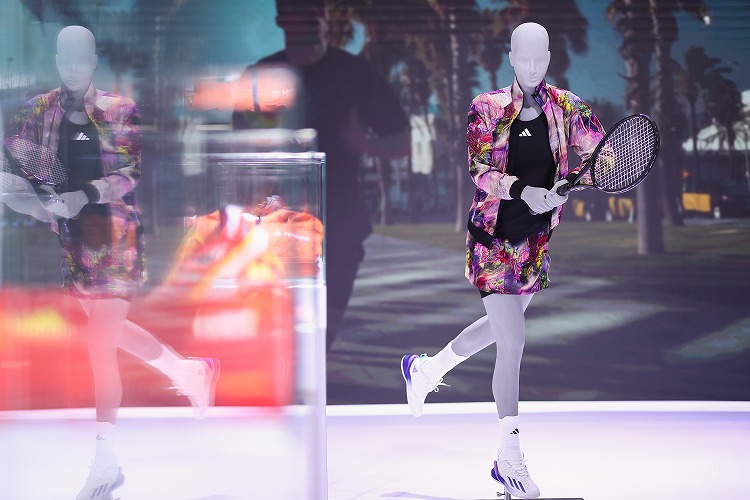 adidasOriginalsx韩美林中国农历新年十二生肖限定款首发，阿迪达斯持续拓展本土共创的市场领域