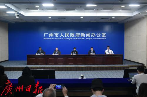 保障学校舌尖上安全,学校食品安全陪餐规定