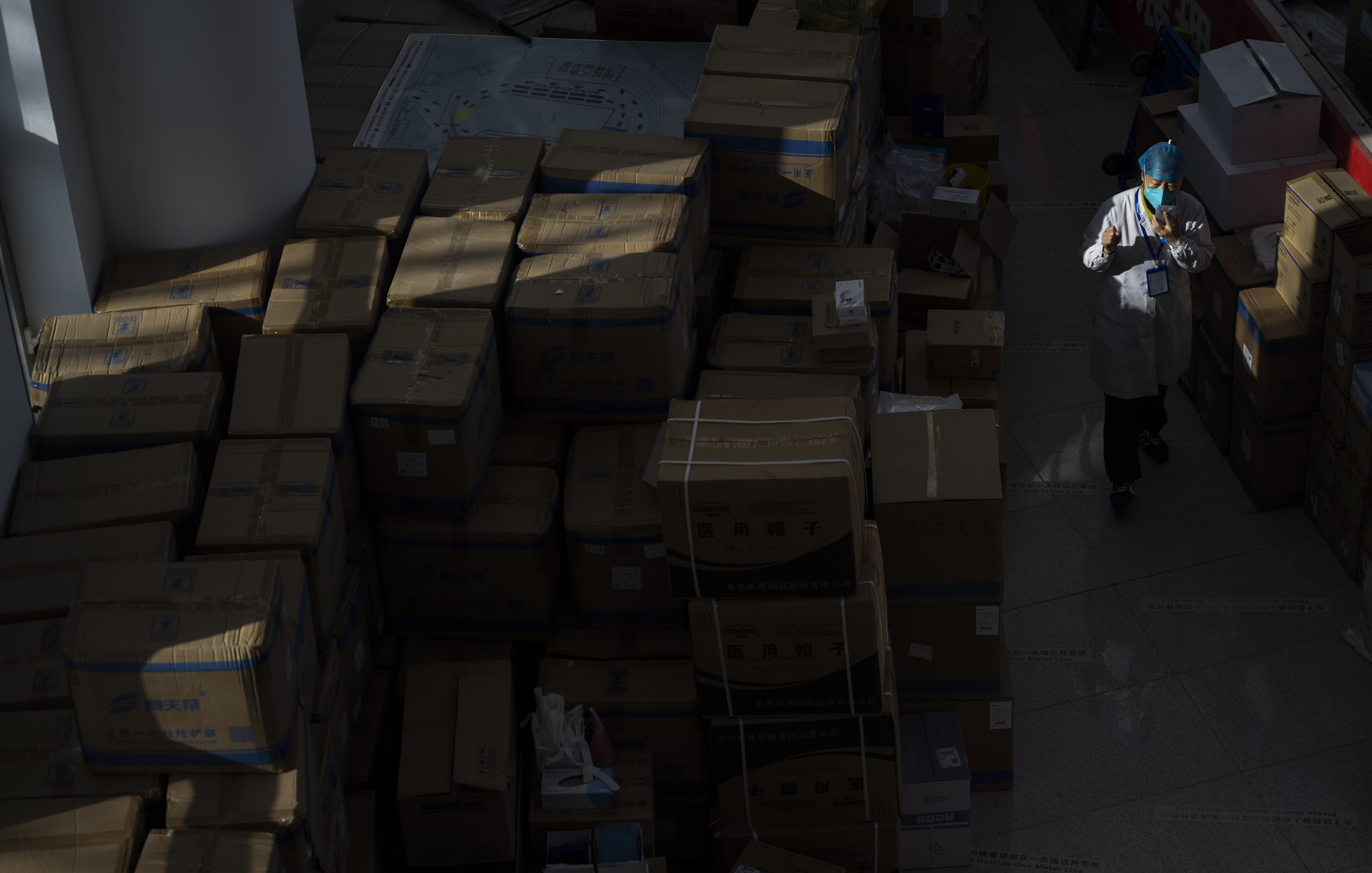 探访琶洲方舱医院,方舱治疗