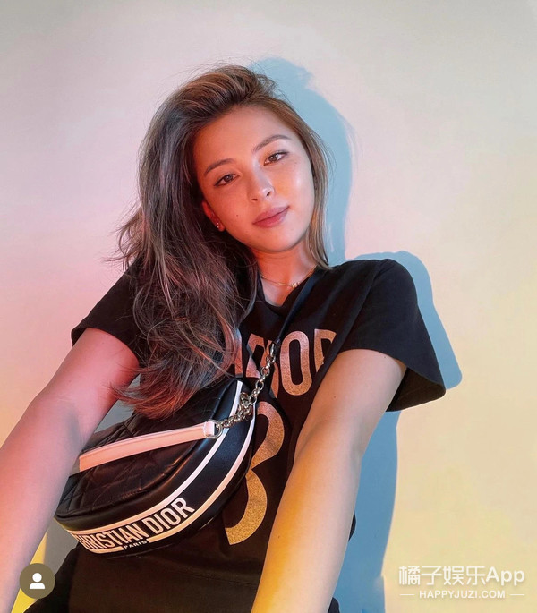 还记得港星上山诗钠吗？女儿生活如此丰富