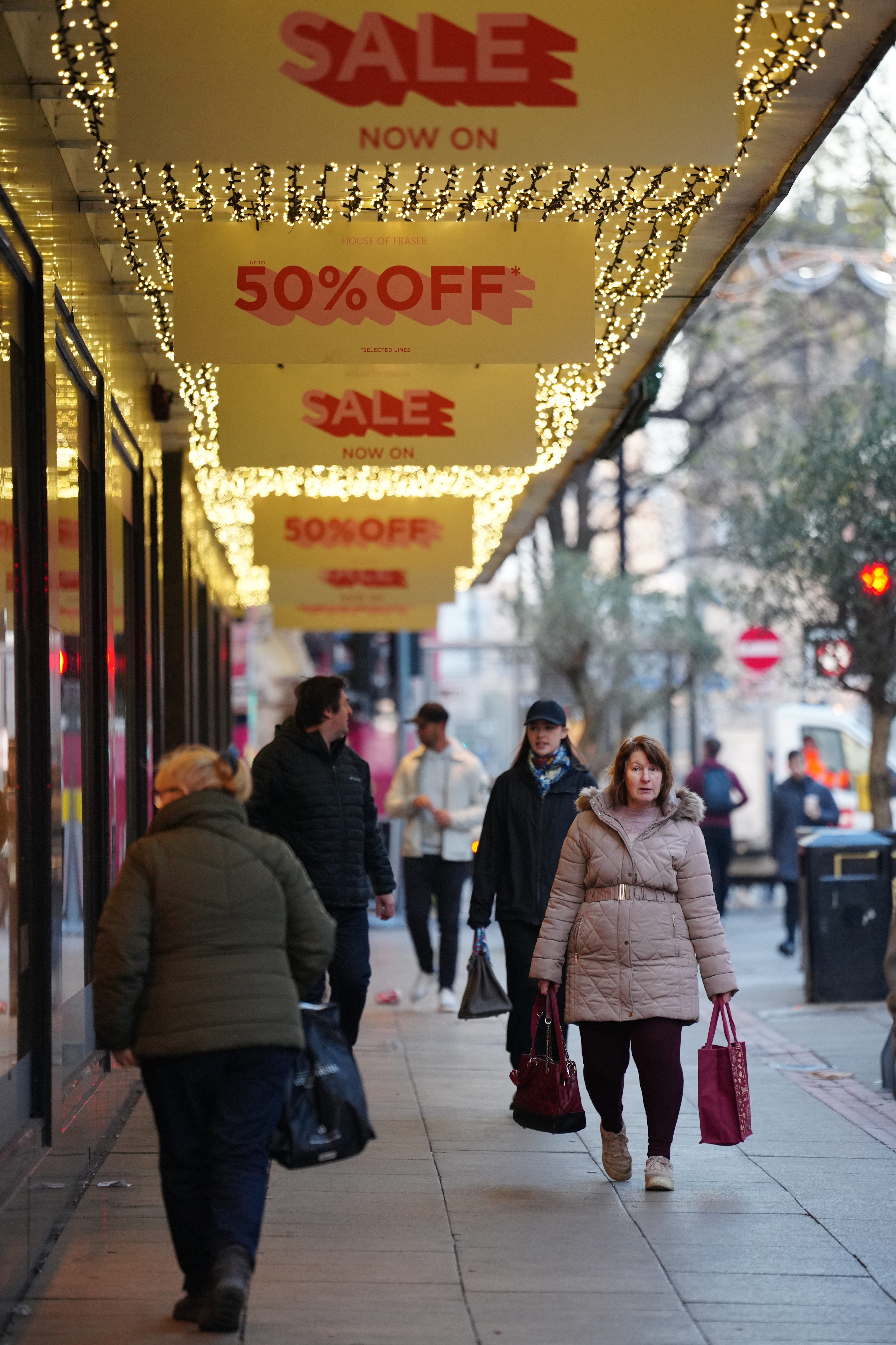 英国圣诞节过后商店购物,英国圣诞节前购物节