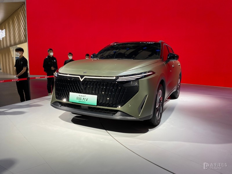 4.4t的宝马x5,4.4t的宝马x5m加多少号汽油