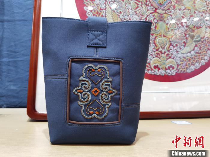 “国潮风”起非遗如何创新？代表委员建议用“新人”