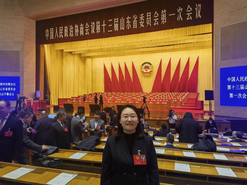 *会两**面对面丨强省建设青岛力量代表委员热议*会两**收获满满，团结实干奋进新征程