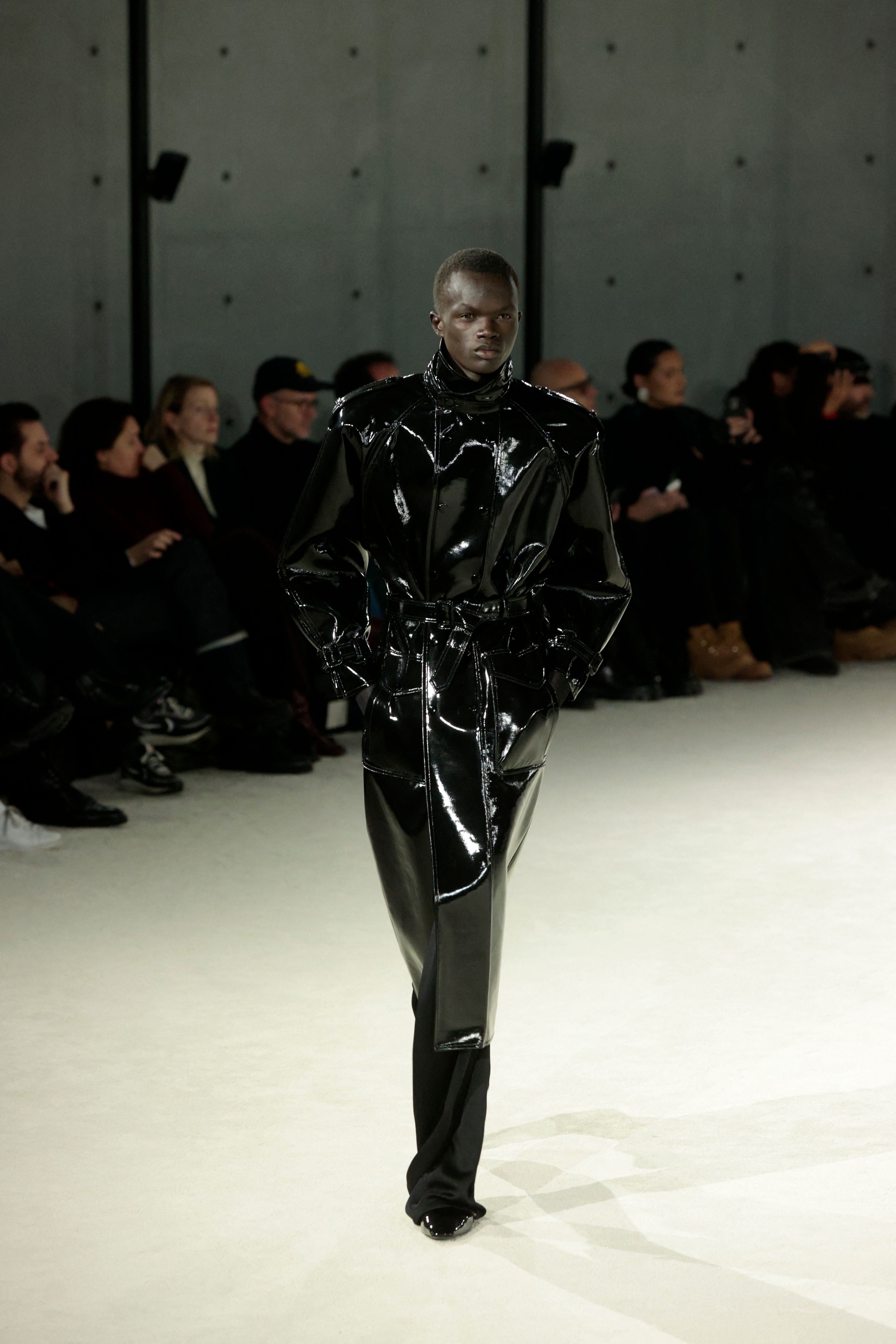 圣罗兰巴黎时装周男装,巴黎时装周圣罗兰男装