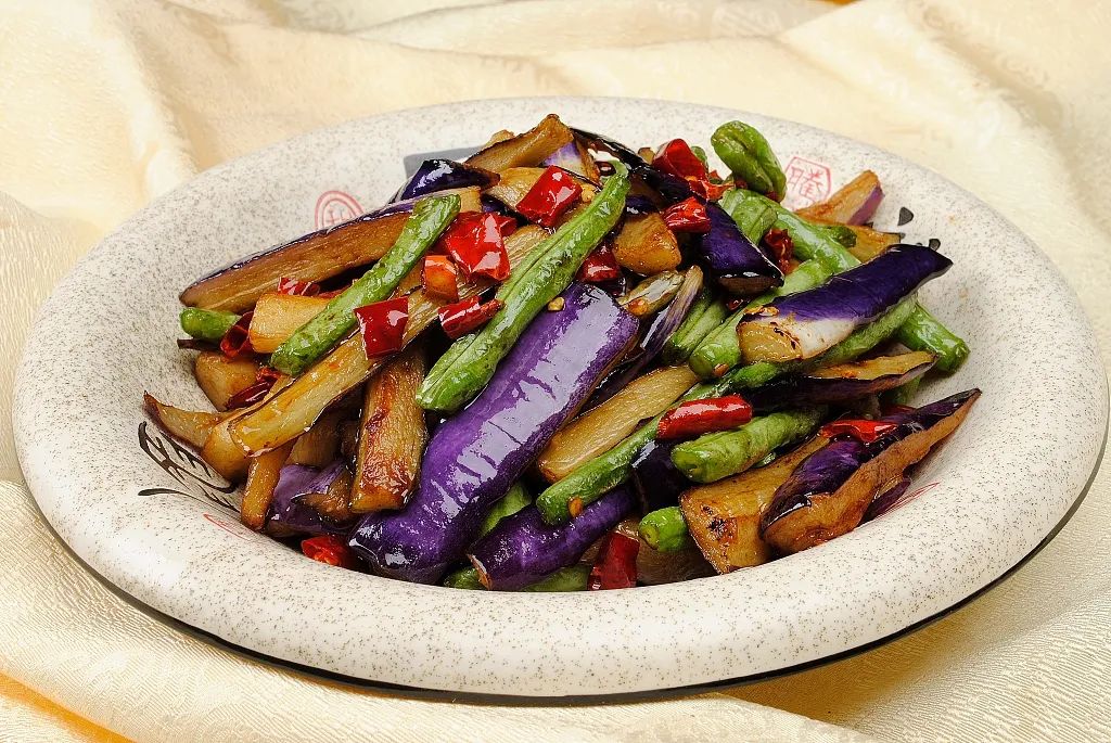 煎鱼如何不焦,煎鱼怎么做到不掉皮