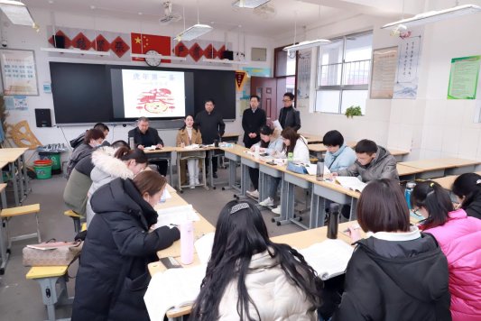 点赞附中弘信2022奋斗是最美的告别！