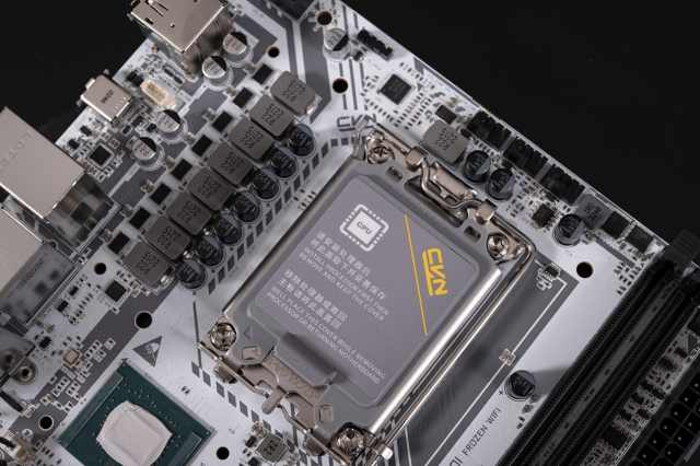 巨能超的ITX小板，七彩虹CVNB760IFROZENWIFI登陆舰主板评测