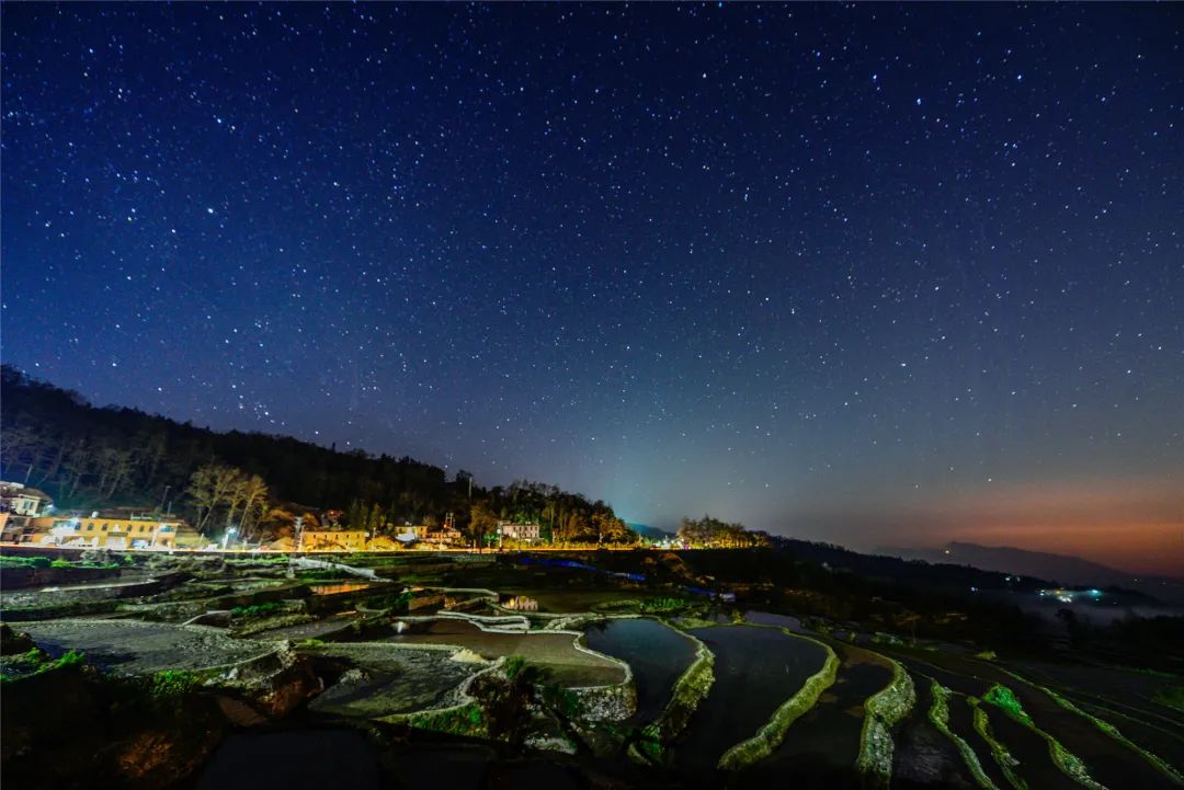 云南红河是四季如春吗,云南红河是怎么样的