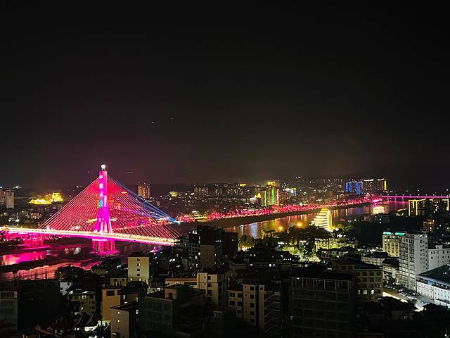 去四川5日游攻略,去云南和四川攻略