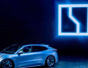 极氪业内首次开启退订通道,极氪开放退单