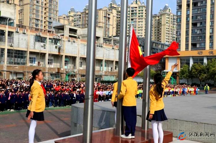 绿茵逐梦足够精彩复杂,绿茵逐梦足够精彩球衣