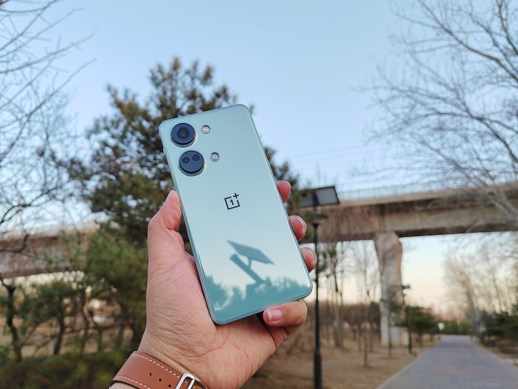 现在便宜的中端机 (国内中端机市场份额)