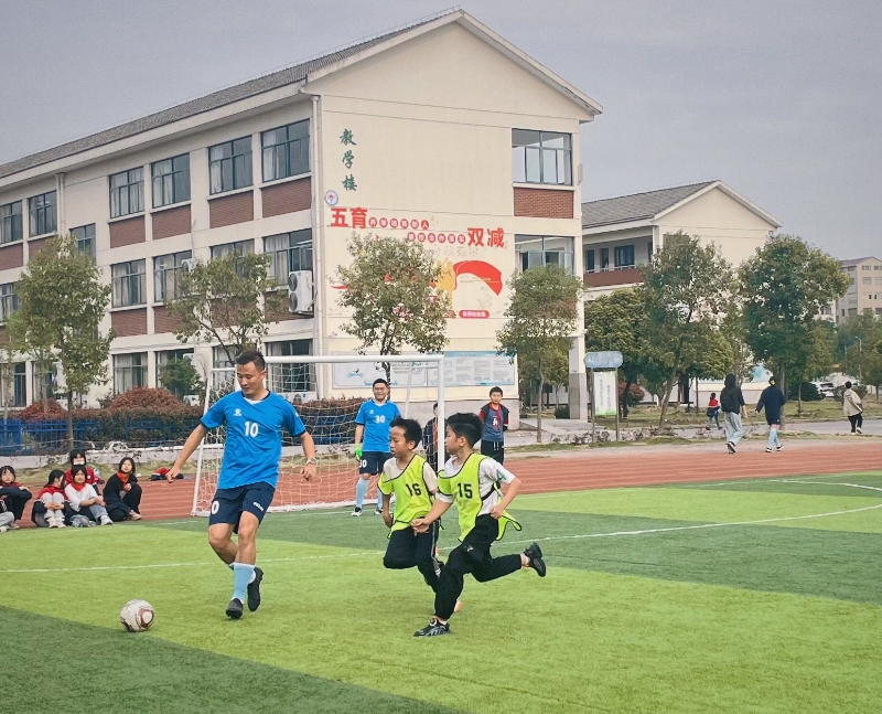 南湖小学西安,南湖小学足球俱乐部