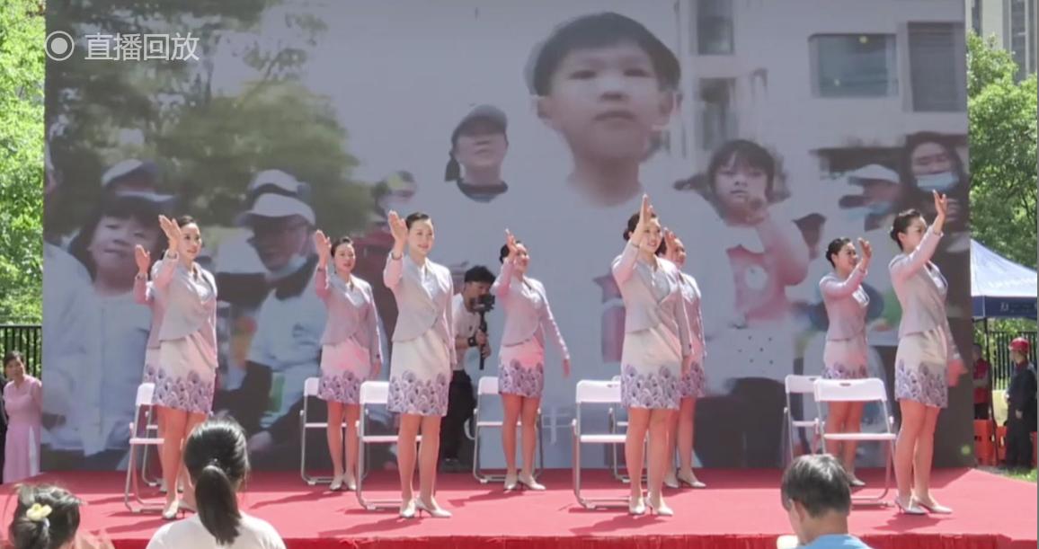 小区竞选物业卷出擂台式路演：带450万进来只是敲门砖，列出项目清单与竞争对手同场PK