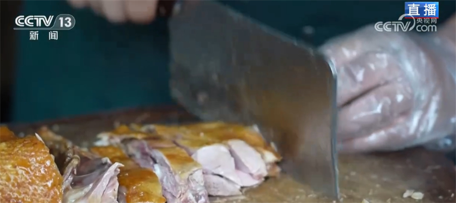 美景加美食推荐,四川乐山旅游发展