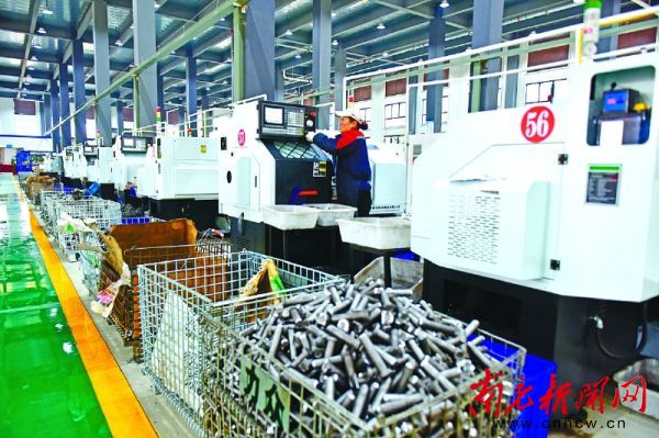 鍗楀厖鍚戝崡鍙戝睍,鍗楀厖鍚戜笢鍙戝睍