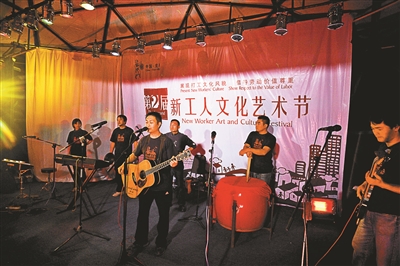 组队21年他们成为“音乐社会工作者”