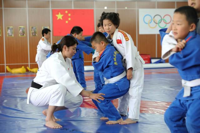 滨州市滨城区第二实验小学比赛,滨州第二实验小学取得荣誉