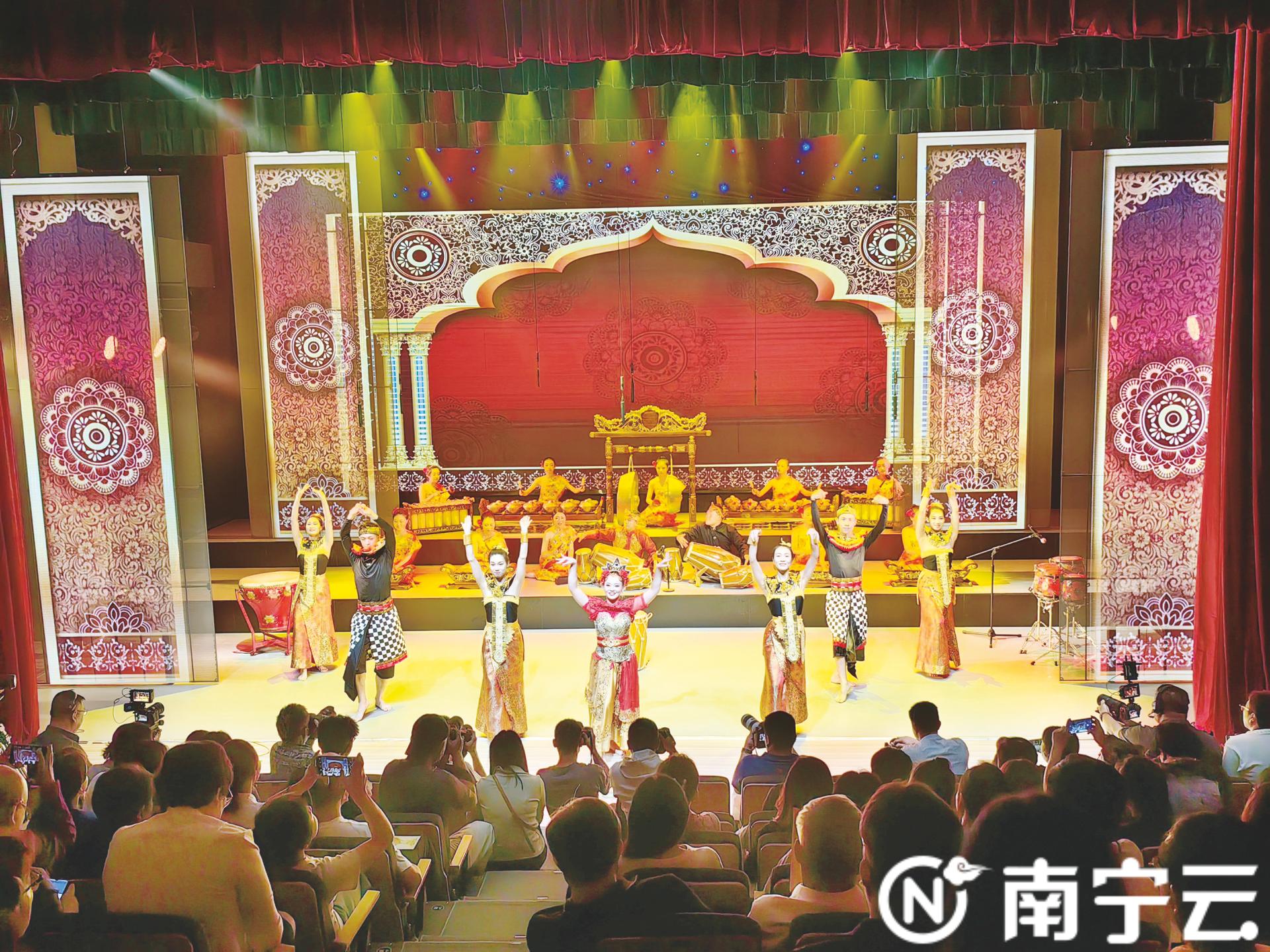 1999南宁国际民歌节开幕式直播,南宁壮族三月三八桂嘉年华开幕式