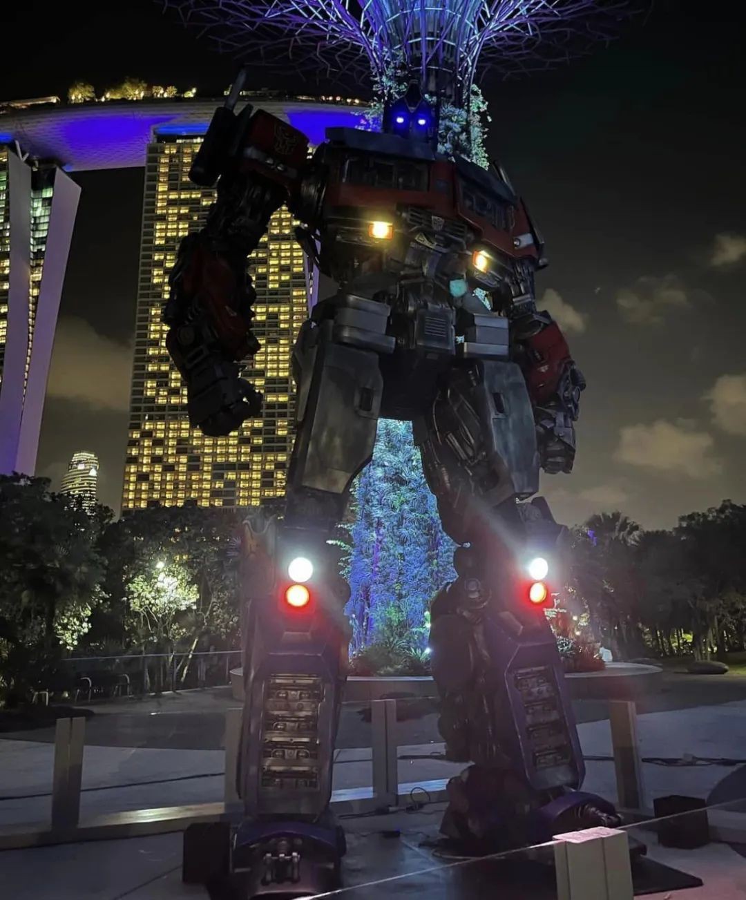 变形金刚团队演出,变形金刚幕后现场