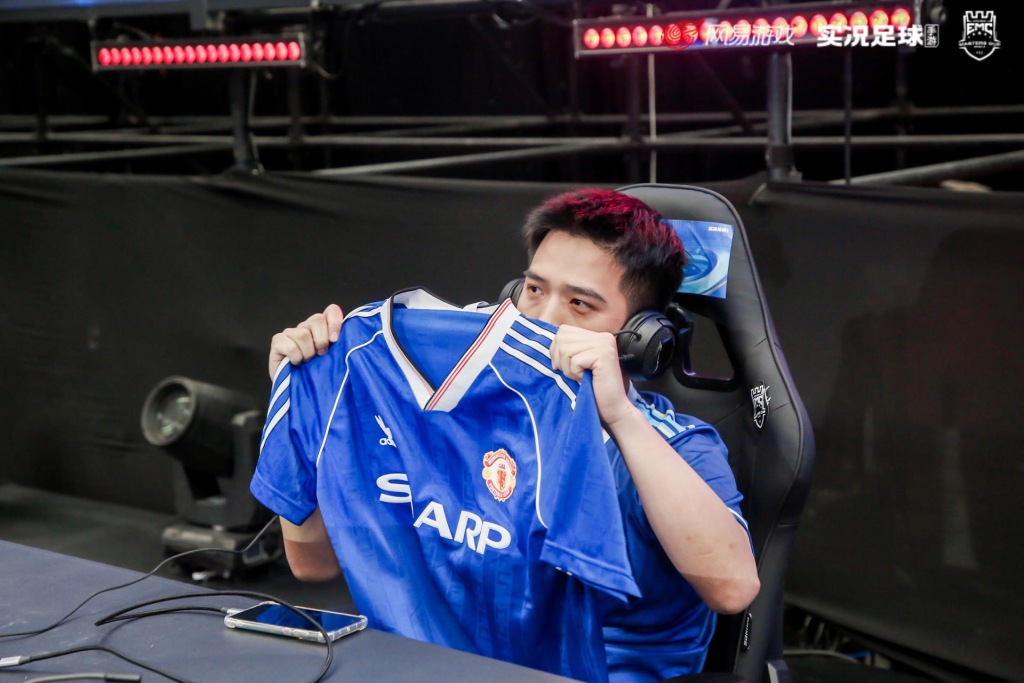 实况足球大师杯总决赛,实况足球大师杯决赛21号摩纳哥