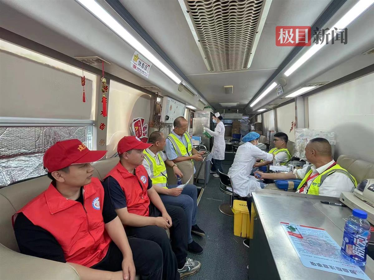 热血之约如期举行！这个工地的“六一”活动有点“燃”