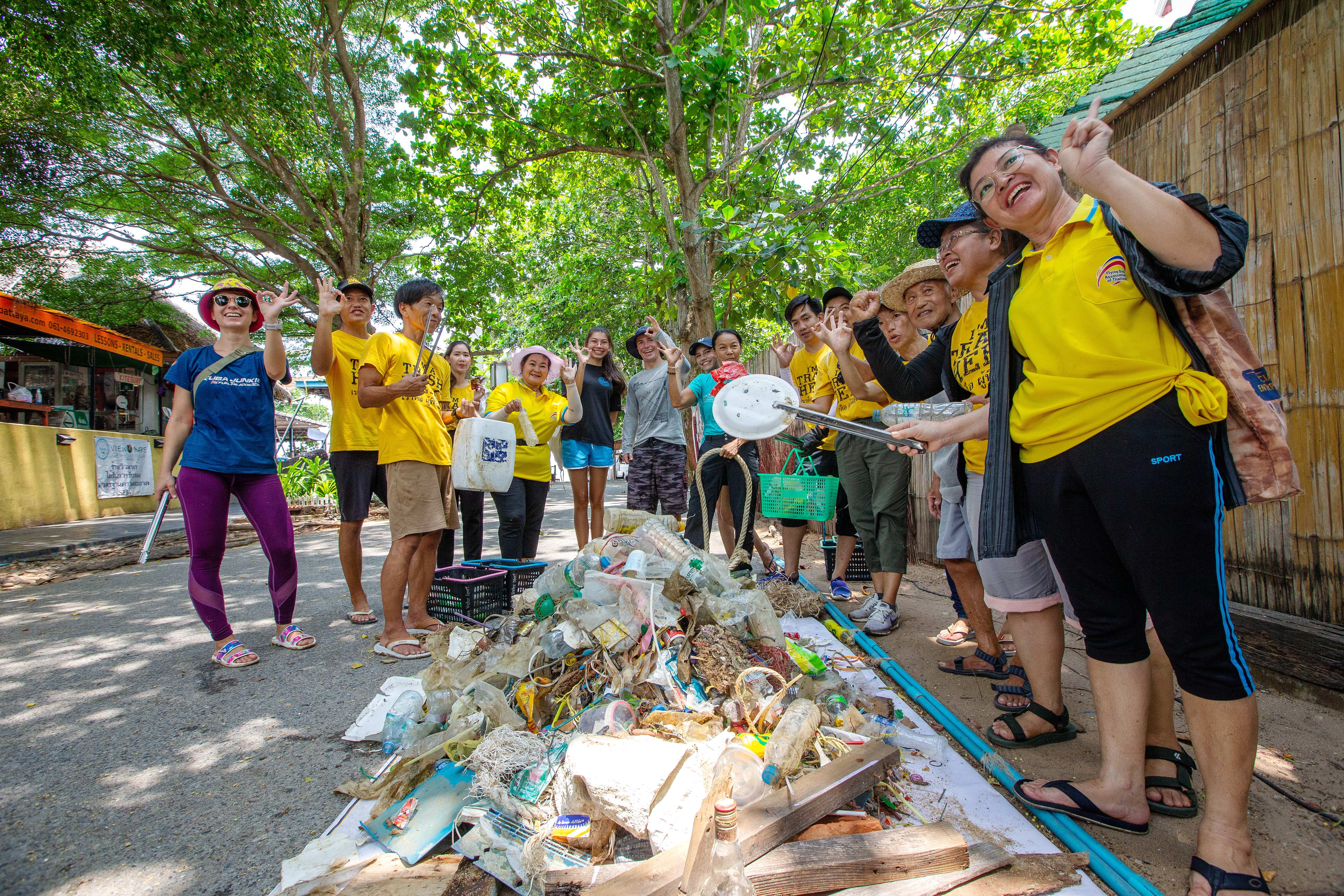 （国际·图文互动）通讯：泰国环境卫士向海洋垃圾“宣战”