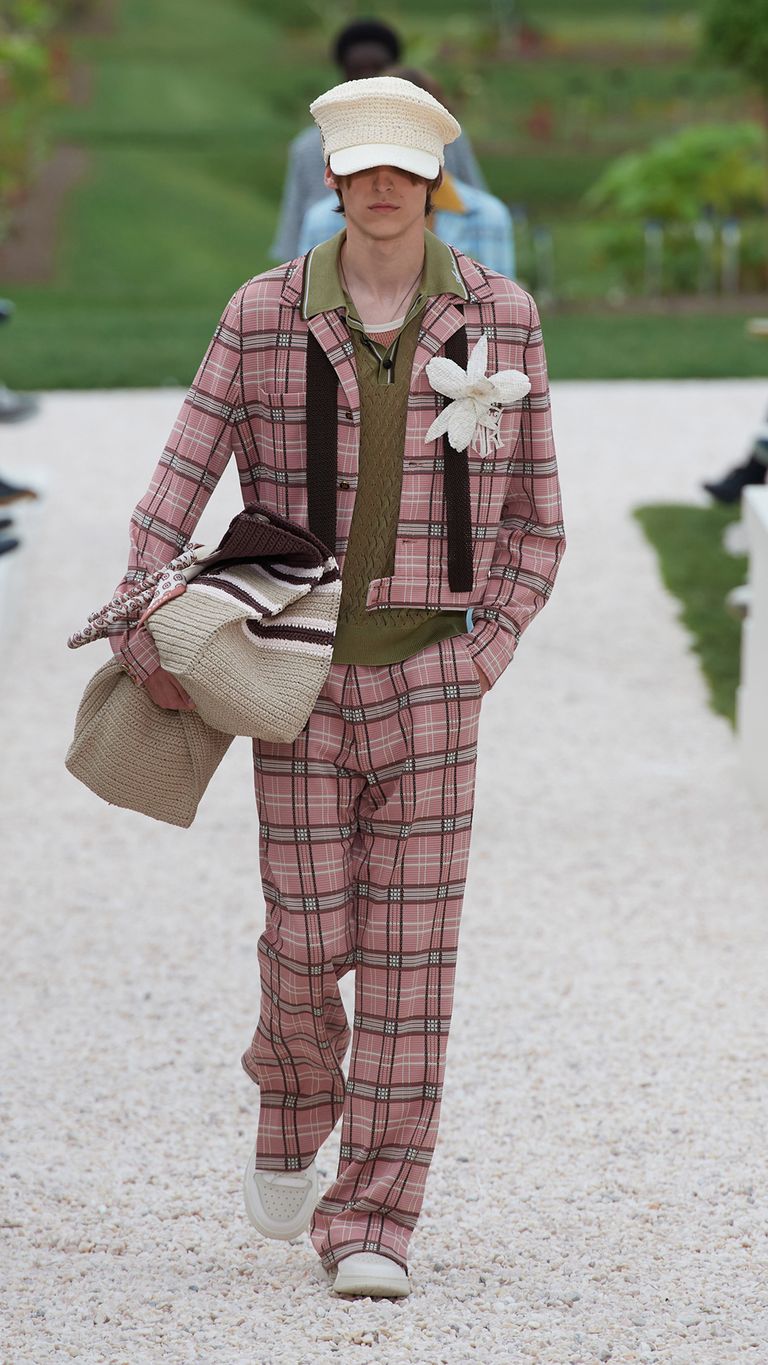 amiri男装官网旗舰店,amiri2023春夏男装服装分析