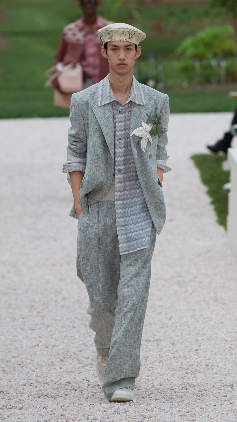 amiri男装官网旗舰店,amiri2023春夏男装服装分析