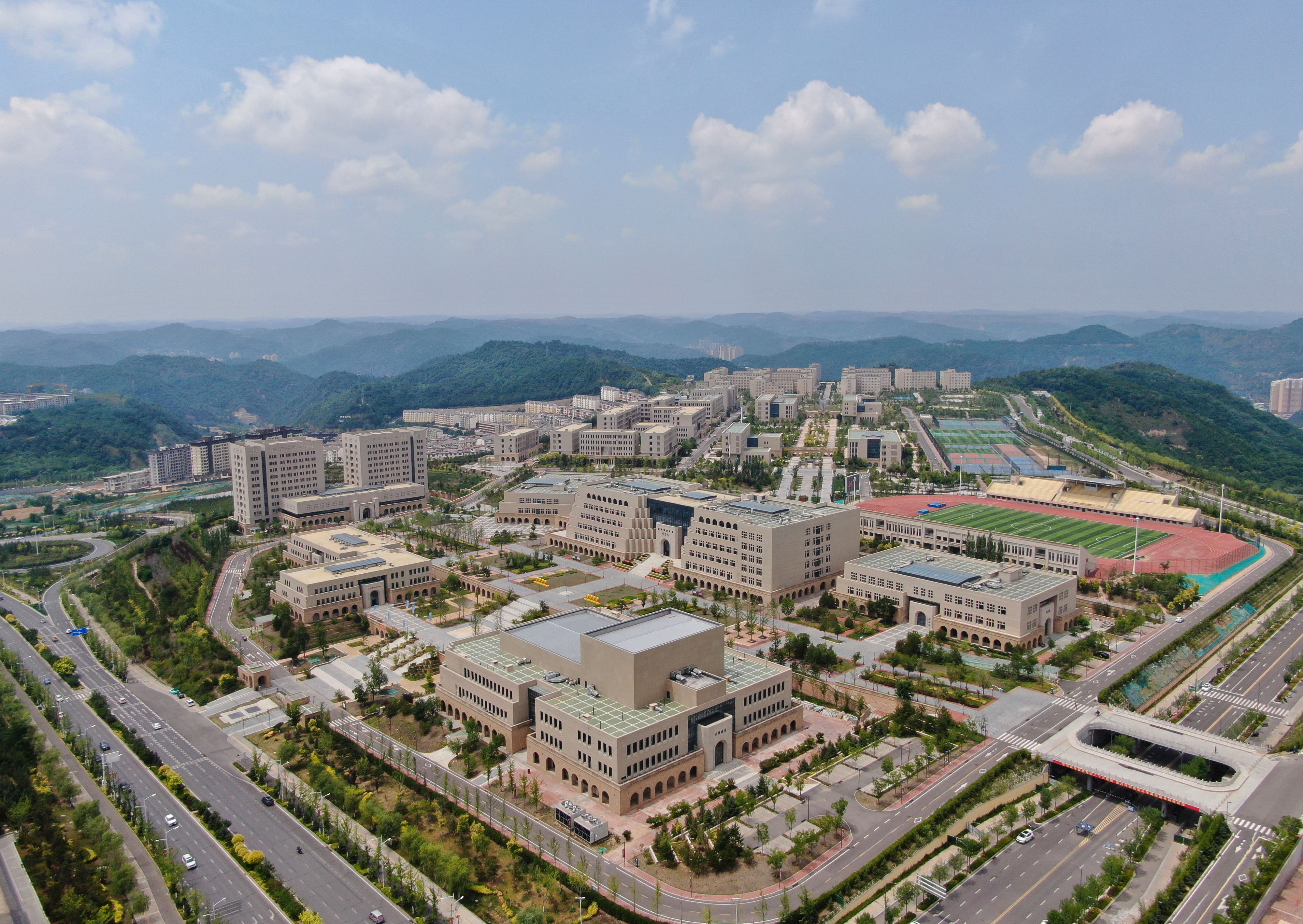 （新华全媒＋）天空之眼瞰延安