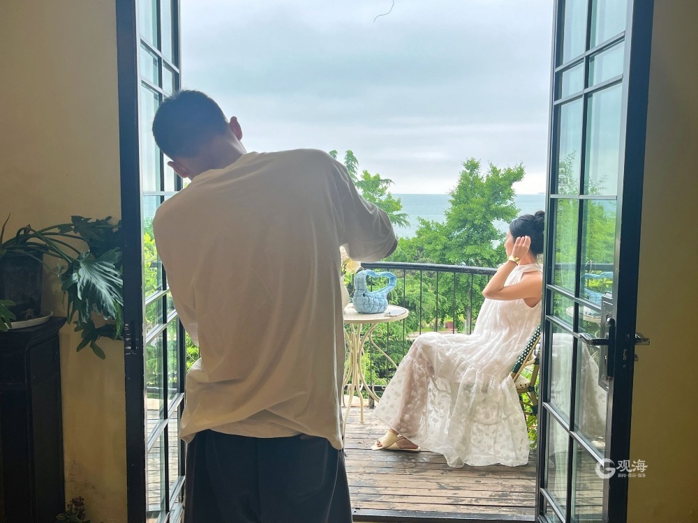 镜像微观|浪漫满屋！花园咖啡厅“绽放”美丽产业