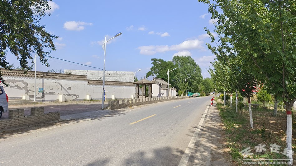 凤山镇全面推进乡村振兴,延坪镇培植特色产业助力乡村振兴