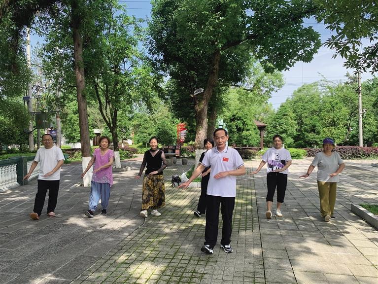 彭承忠|“抗癌明星”是这样炼成的